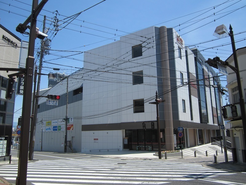 飯田駅前図書館外観の写真