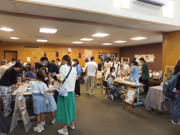 「としょかんマルシェ」の画像